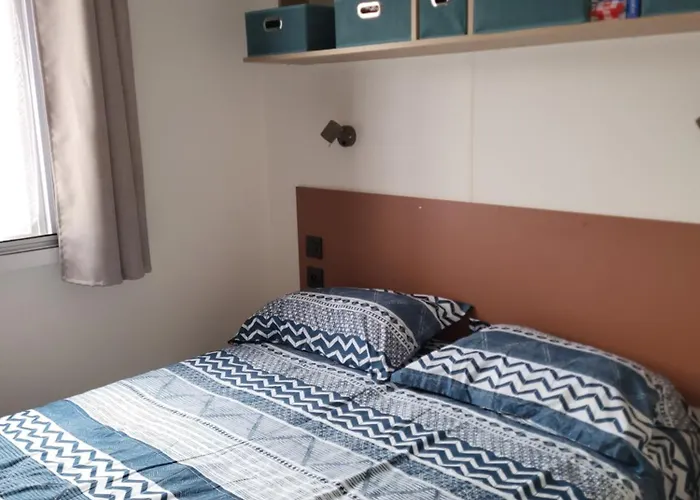 Mobil 4 Places , Climatise Camping Agde