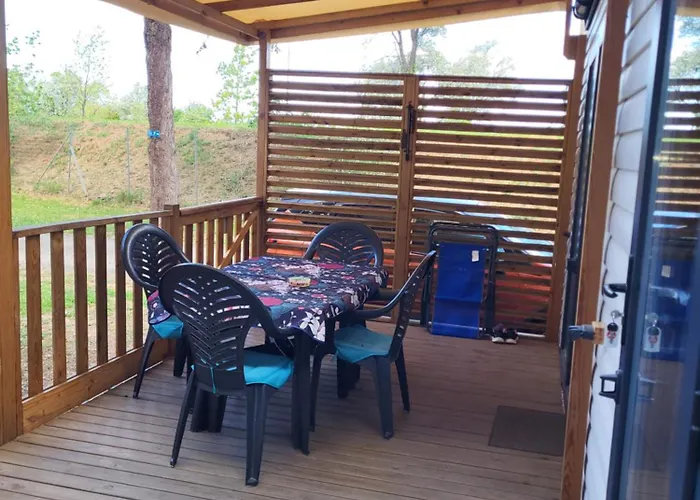 Camping Mobil 4 Places , Climatise